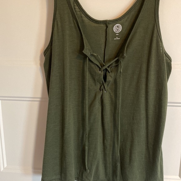 Tank top - Picture 4 of 5